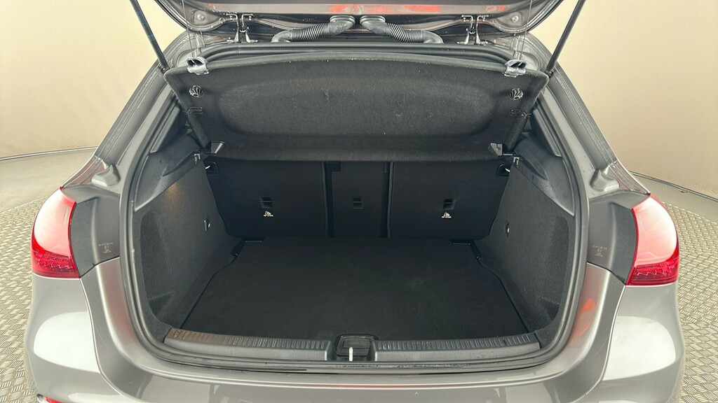 Mercedes-Benz A Class A 180 Compact Saloon Rhd Black #22