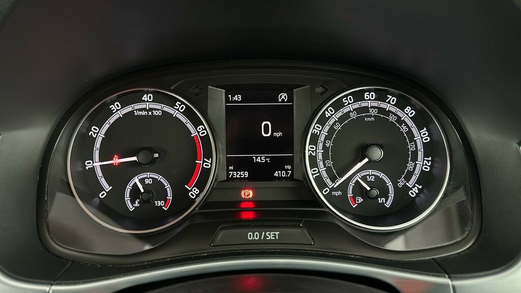 Skoda Fabia Colour Edition Tsi White #15