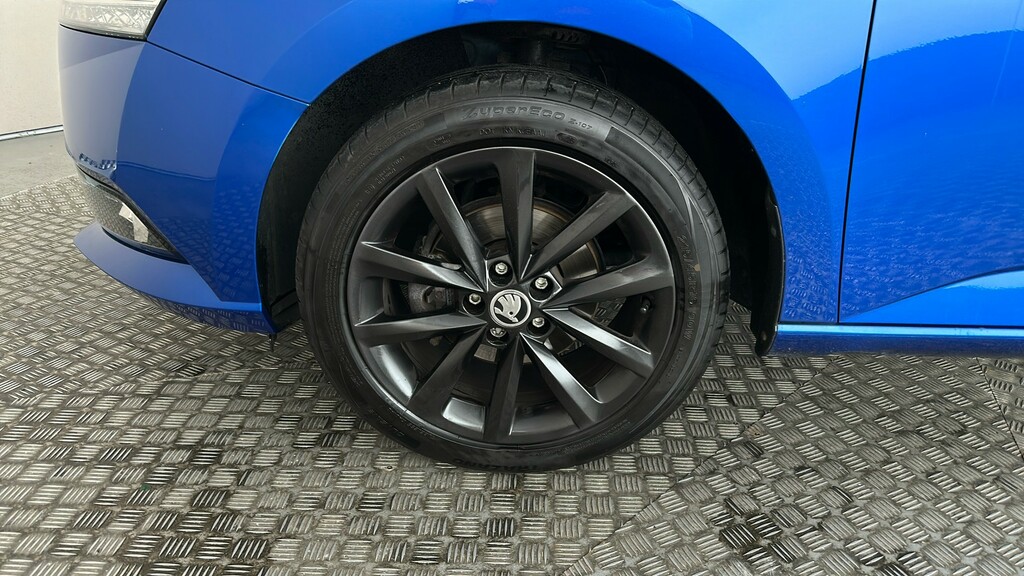 Skoda Fabia Colour Edition Tsi White #19