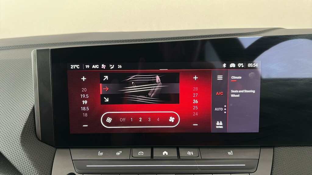 Vauxhall Astra 115Kw Ultimate 54Kwh Blue #24