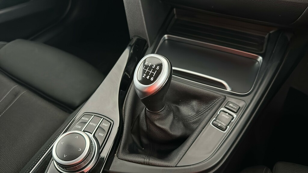 BMW 3 Series 2L M Sport White #28