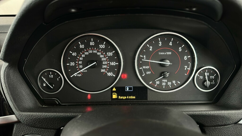 BMW 3 Series 2L M Sport White #15