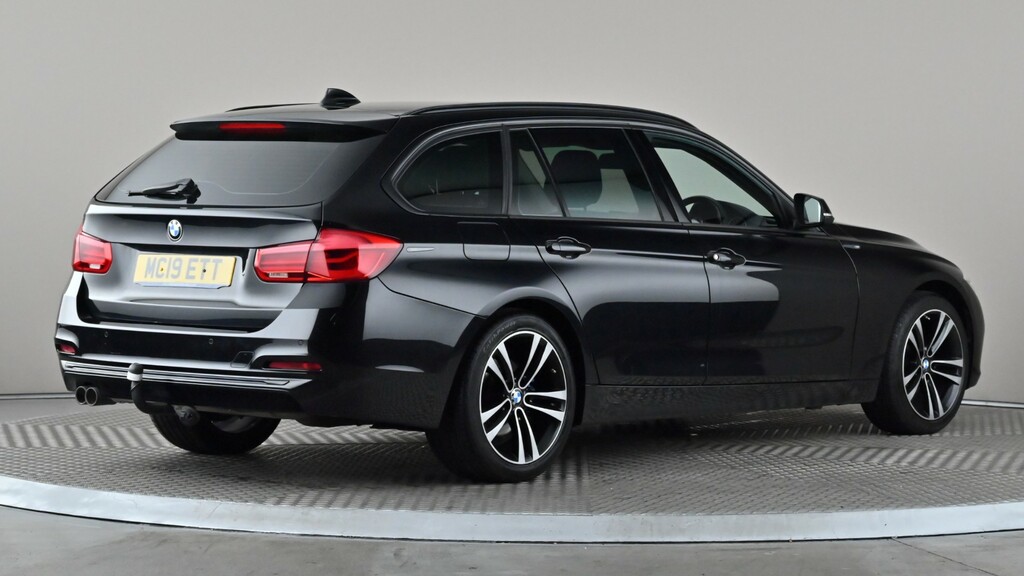 BMW 3 Series 2L M Sport White #6
