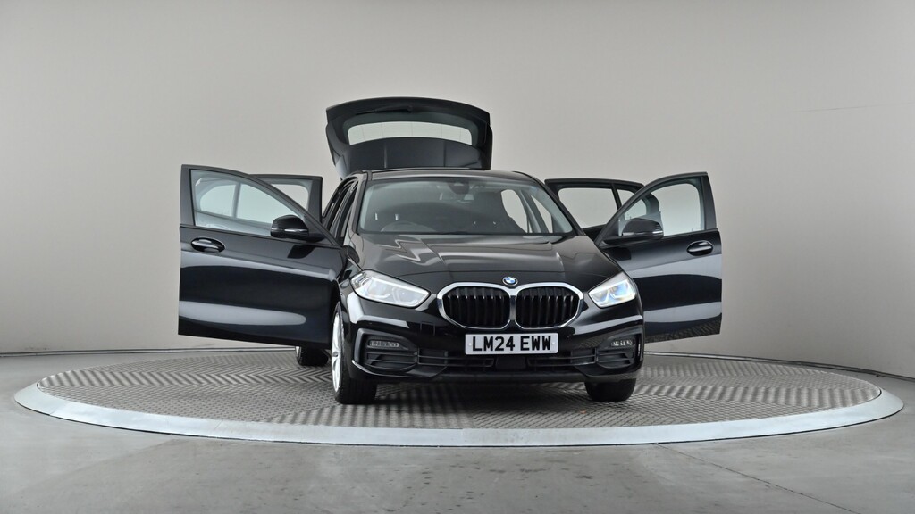 BMW 1 Series 118I Se Black #8