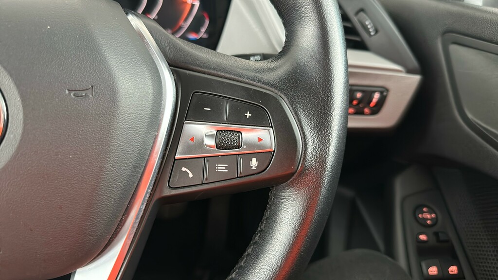 BMW 1 Series 118I Se Black #30