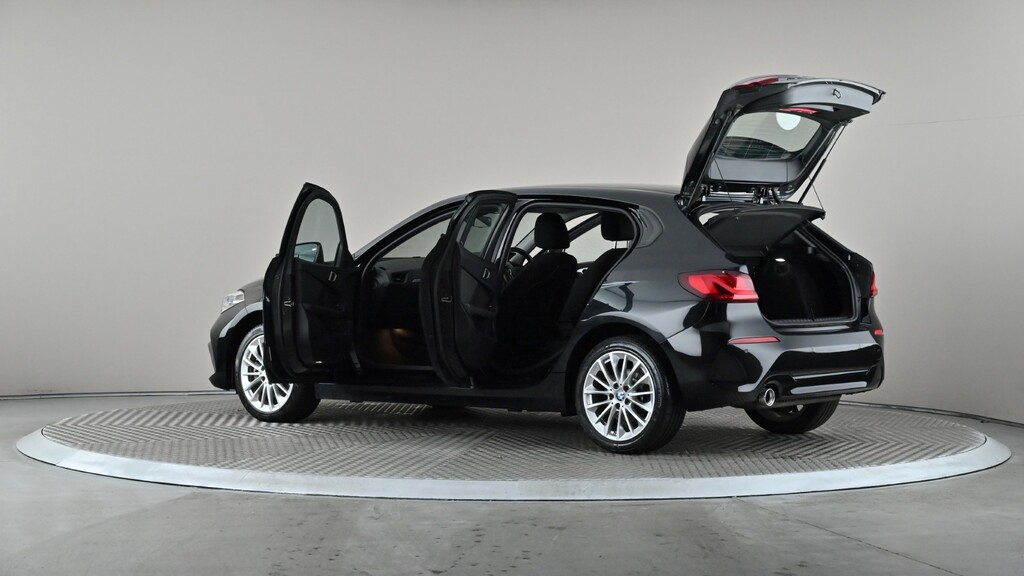 BMW 1 Series 118I Se Black #10