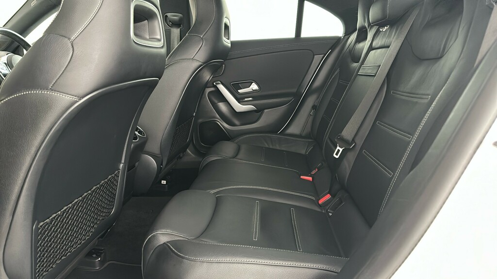 Mercedes-Benz CLA Class Cla 180 Amg Line Premium Plus Tip White #18
