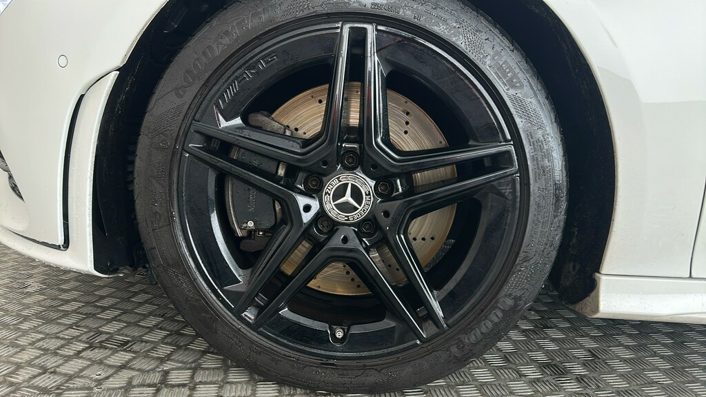 Mercedes-Benz CLA Class Cla 180 Amg Line Premium Plus Tip White #19