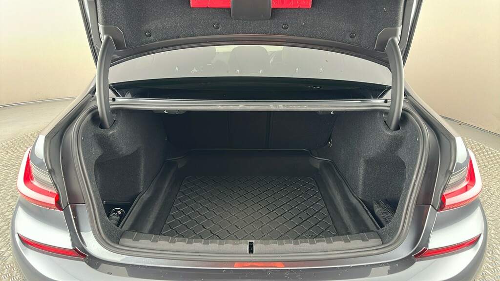 BMW 3 Series 320I M Sport Grey #22