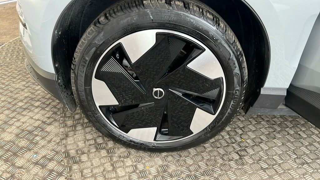 Volvo EX30 200Kw Sm Extended Range Ultra 69Kwh Blue #19