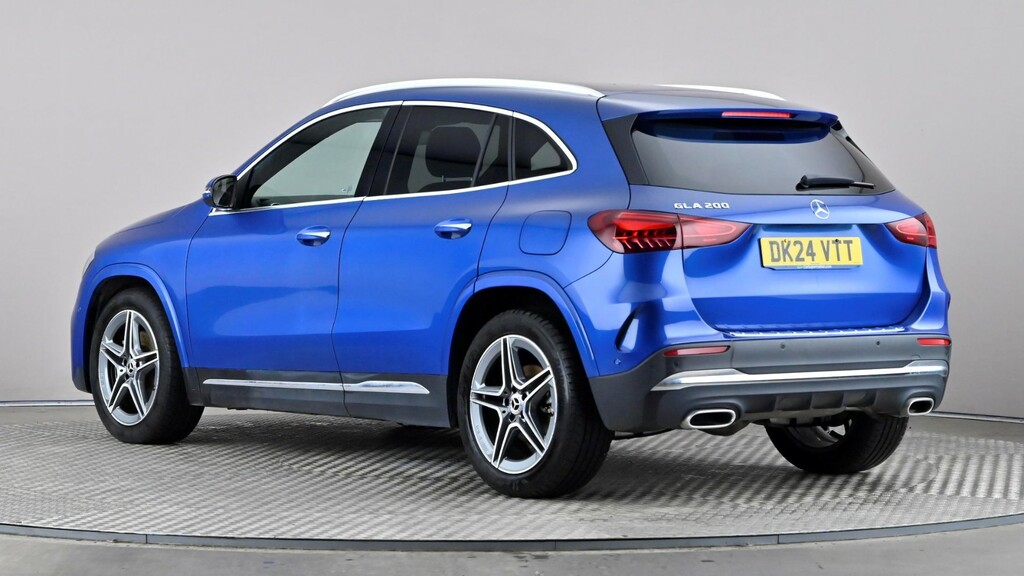 Mercedes-Benz GLA Class Gla 200 Amg Line Executive Blue #4