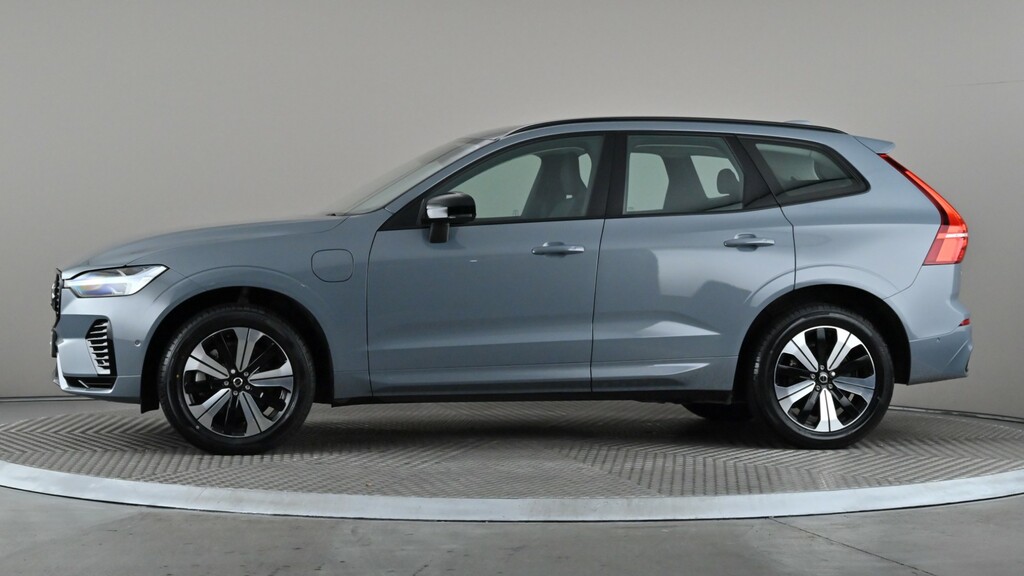 Volvo XC60 2.0 B4d Plus Dark Awd Geartronic Grey #3