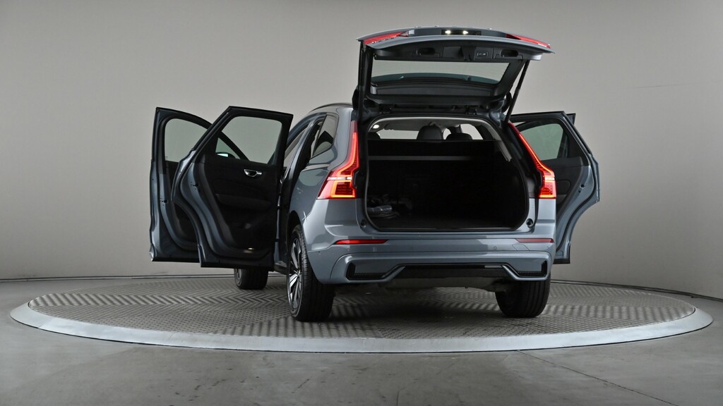 Volvo XC60 2.0 B4d Plus Dark Awd Geartronic Grey #11