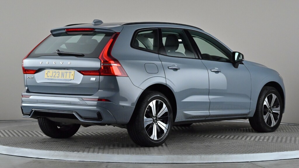 Volvo XC60 2.0 B4d Plus Dark Awd Geartronic Grey #6