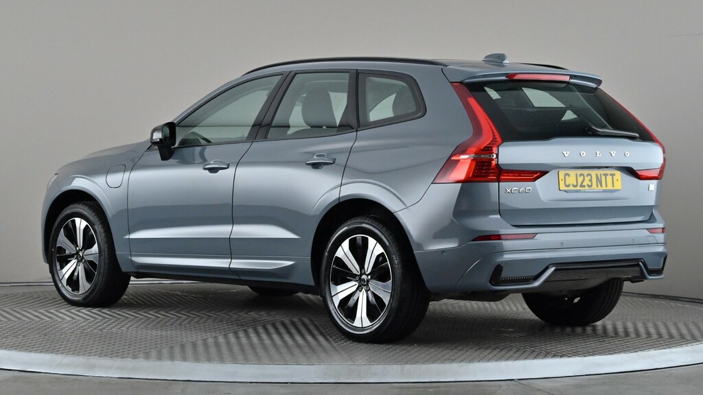 Volvo XC60 2.0 B4d Plus Dark Awd Geartronic Grey #4