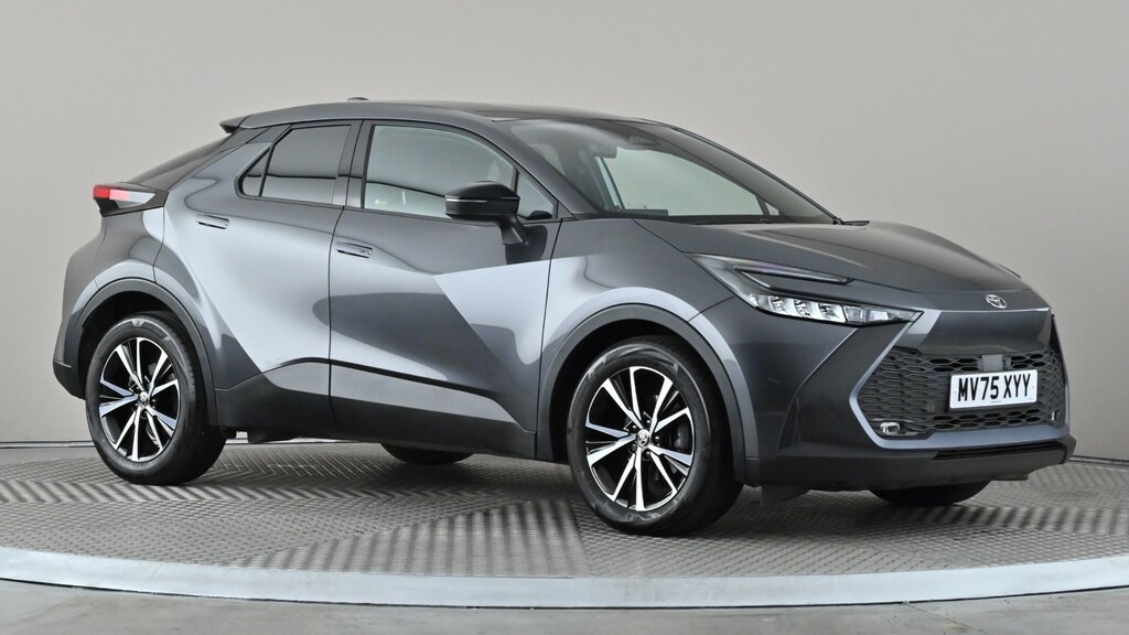Toyota C-Hr Design White #1