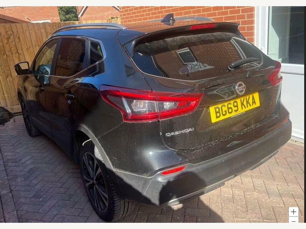 Nissan Qashqai 1.3 Dig-t N-connecta Dct Euro 6 Ss Black #3