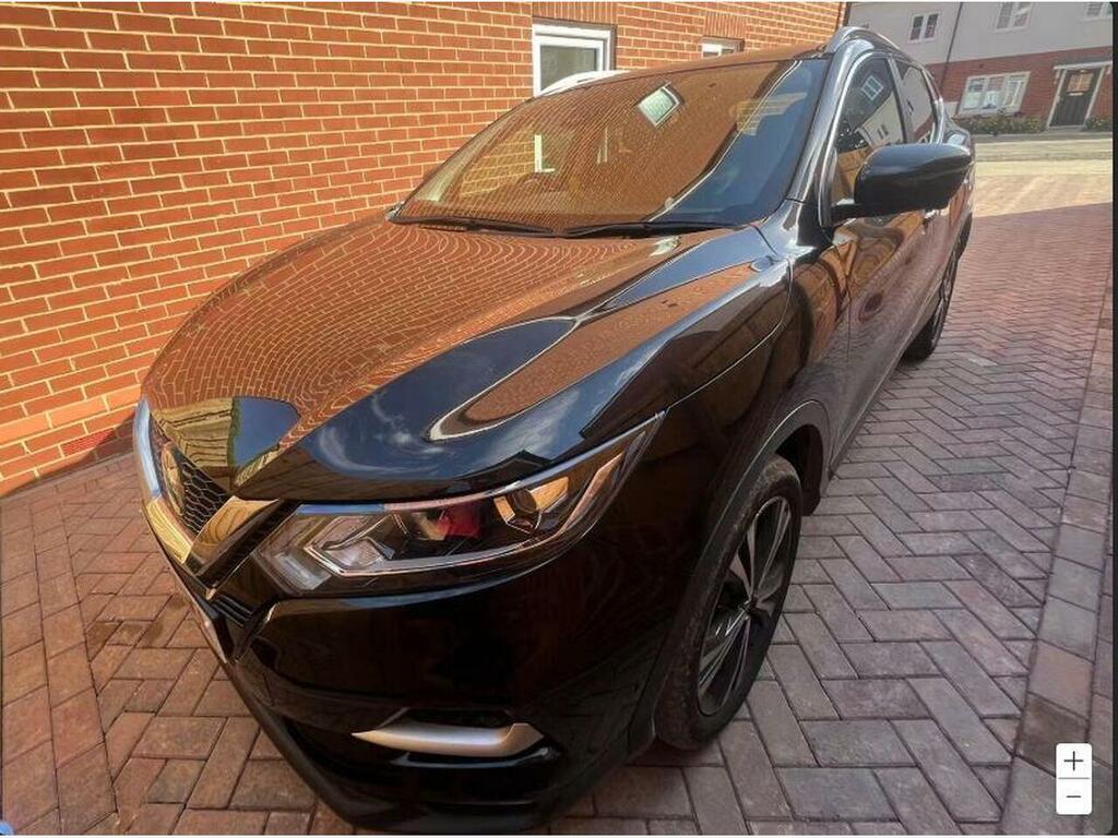 Nissan Qashqai 1.3 Dig-t N-connecta Dct Euro 6 Ss Black #2