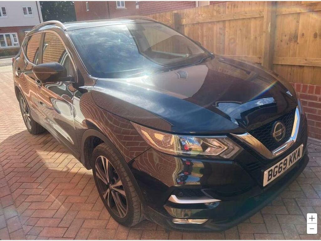 Nissan Qashqai 1.3 Dig-t N-connecta Dct Euro 6 Ss Black