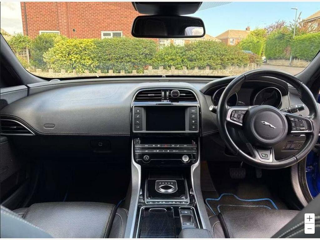 Jaguar XE 2.0D R-sport Euro 6 Ss Blue #3