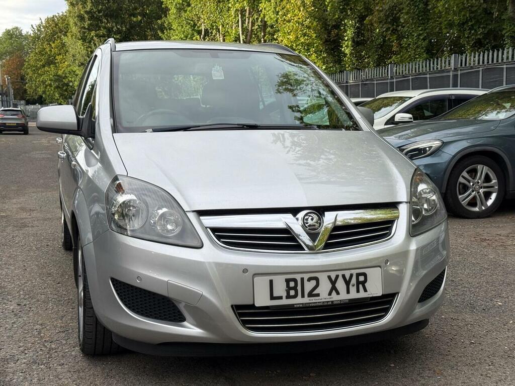 Vauxhall Zafira 1.6 Exclusiv Black #8