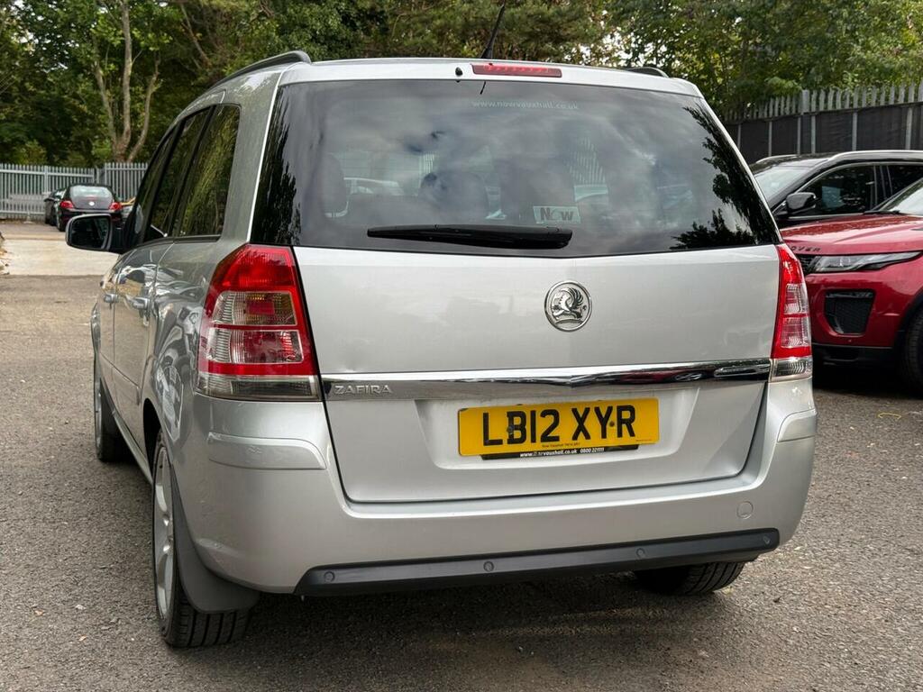 Vauxhall Zafira 1.6 16V Exclusiv Euro 5 Silver #4