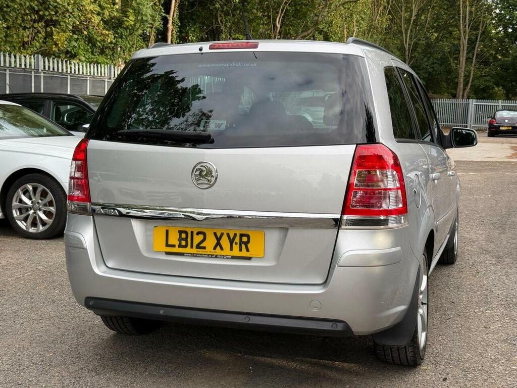 Vauxhall Zafira 1.6 16V Exclusiv Euro 5 Silver #3