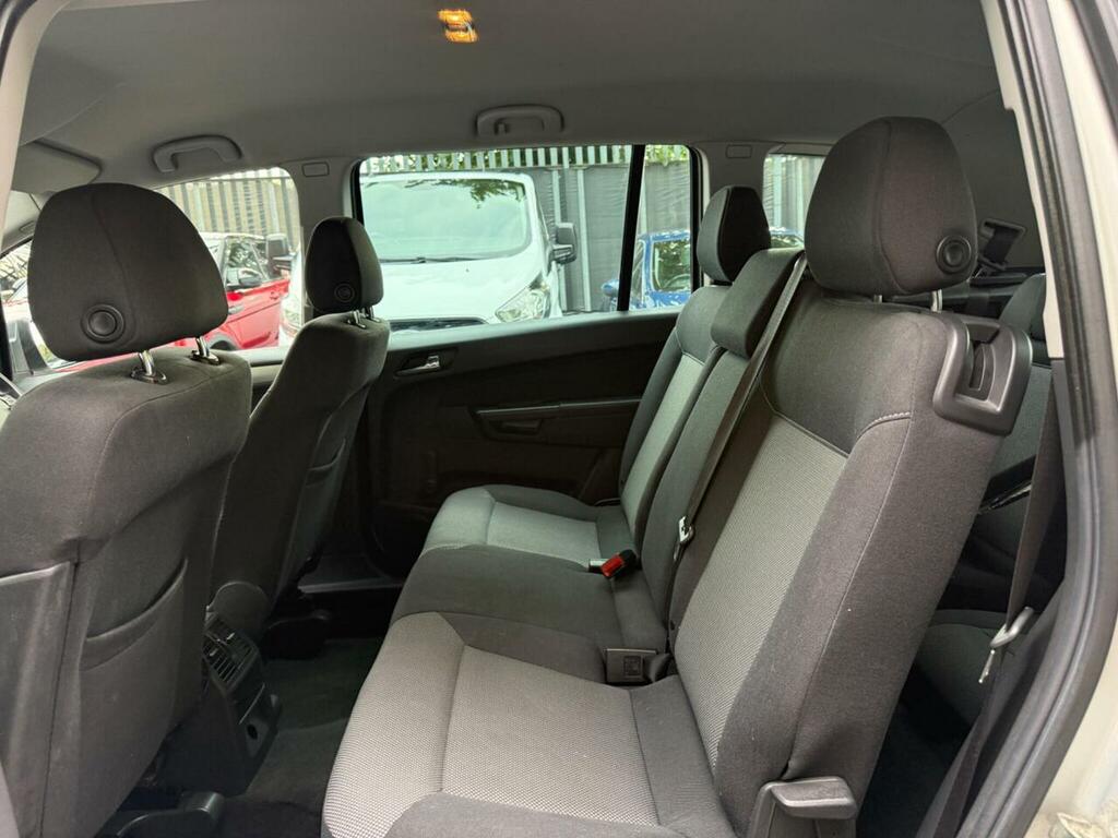 Vauxhall Zafira 1.6 Exclusiv Black #25