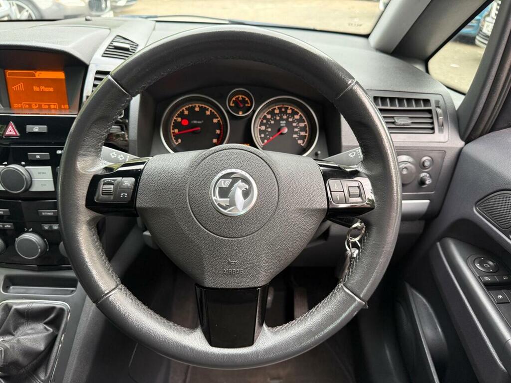 Vauxhall Zafira 1.6 Exclusiv Black #43