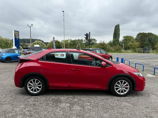 Honda Civic 1.6 I-dtec S Hatchback Euro 5 S Red #6