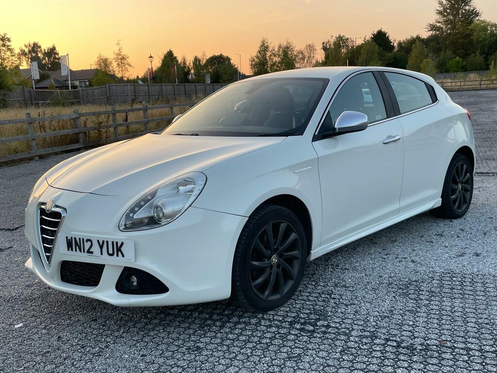 Alfa Romeo Giulietta 2.0 Jtdm-2 Veloce Euro 5 Ss White #2