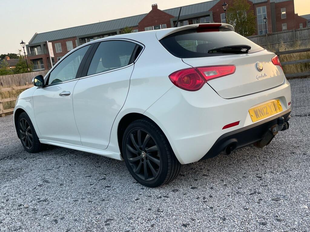 Alfa Romeo Giulietta 2.0 Jtdm-2 Veloce Euro 5 Ss White #3