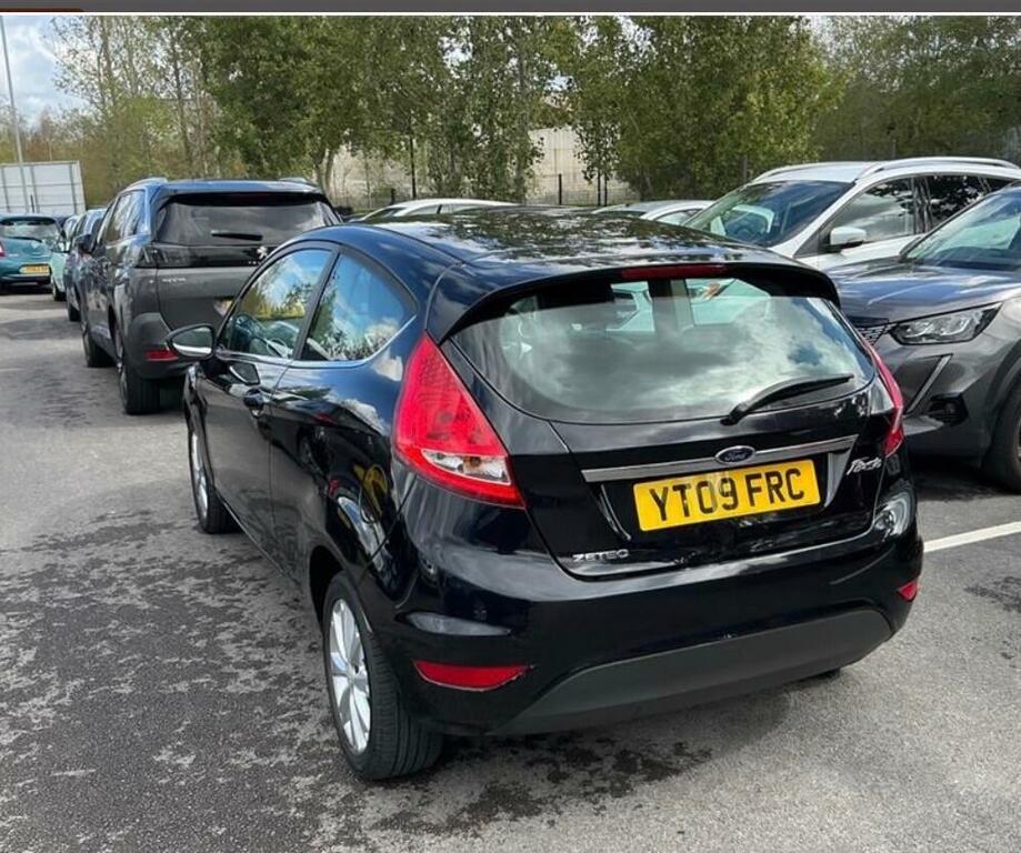 Ford Fiesta 1.4 Titanium Red #4