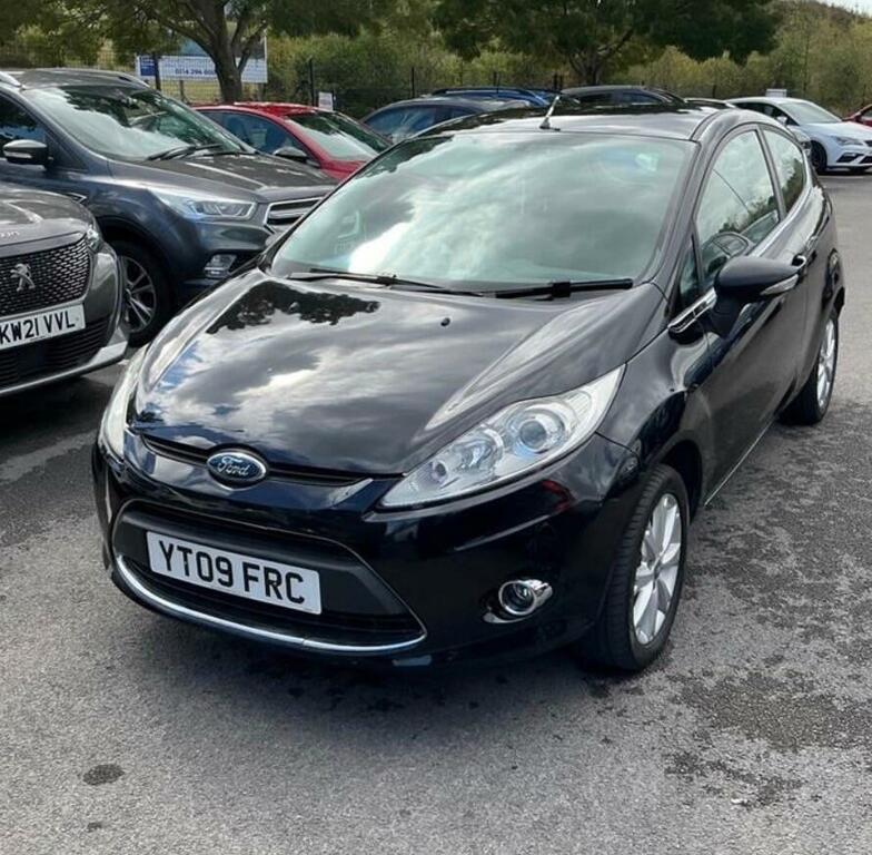 Ford Fiesta 1.4 Titanium Red #2