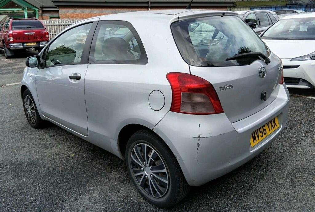 Toyota Yaris 1.3 Tr Multimode Grey #3