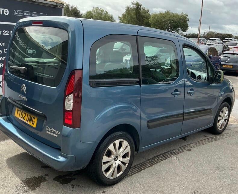 Citroen Berlingo Plus Blue