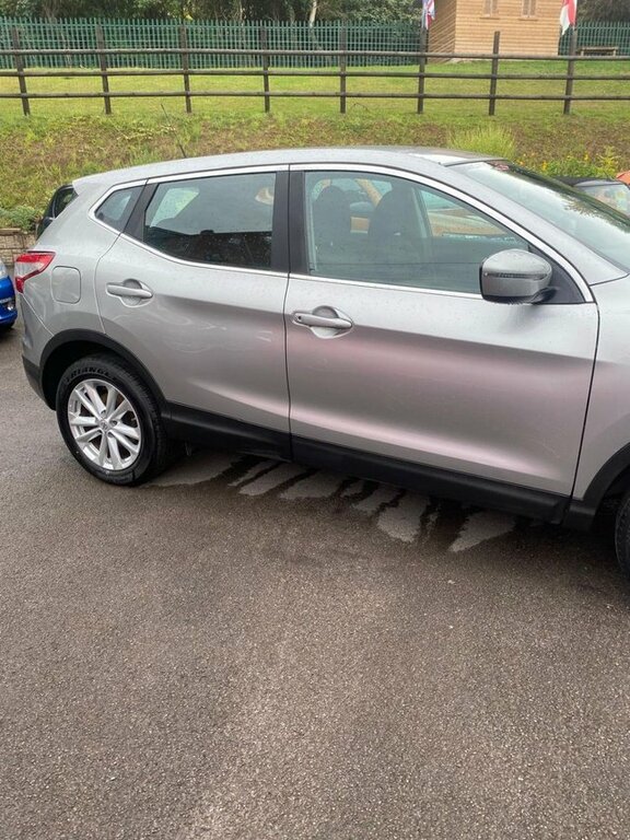 Nissan Qashqai 2016 1.2 Dig-t Acenta Suv 2Wd Eu Silver #3