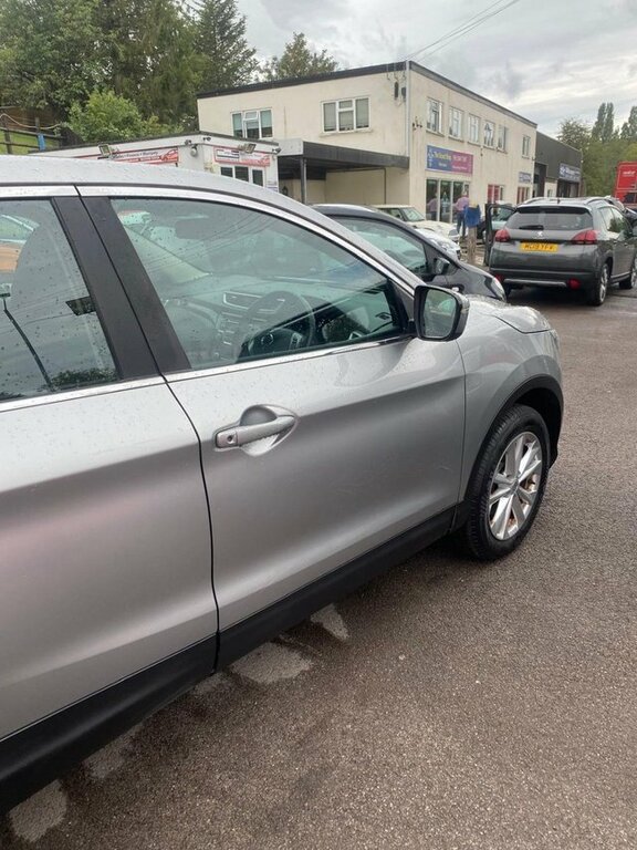 Nissan Qashqai 2016 1.2 Dig-t Acenta Suv 2Wd Eu Silver #4