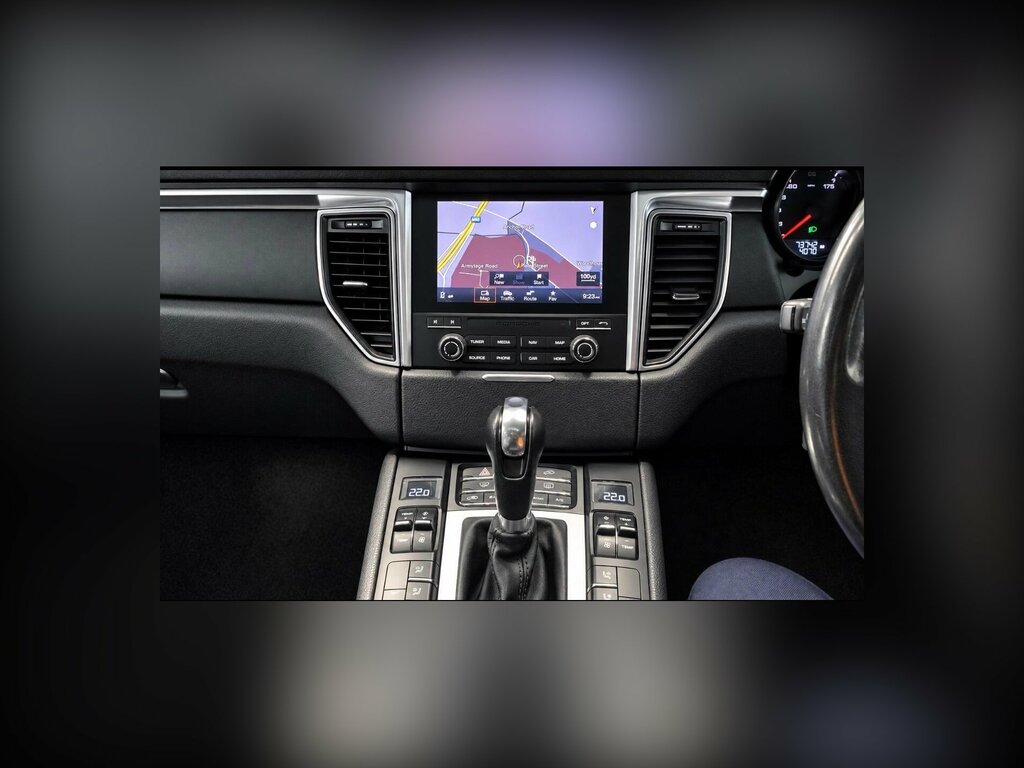Porsche Macan 2.0T Pdk 4Wd Euro 6 Ss Grey #2