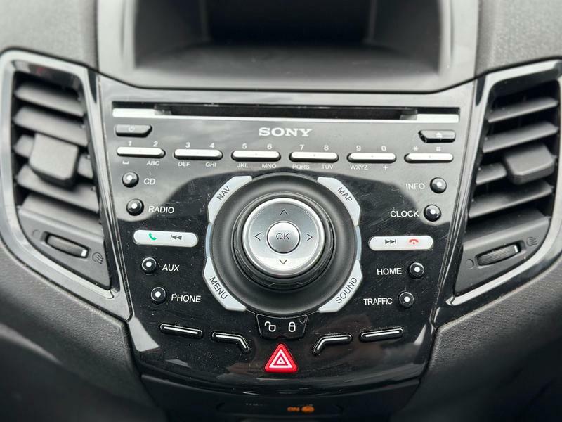 Ford Fiesta 1.25 82 Zetec Navigation, Sync Bluetooth White #15