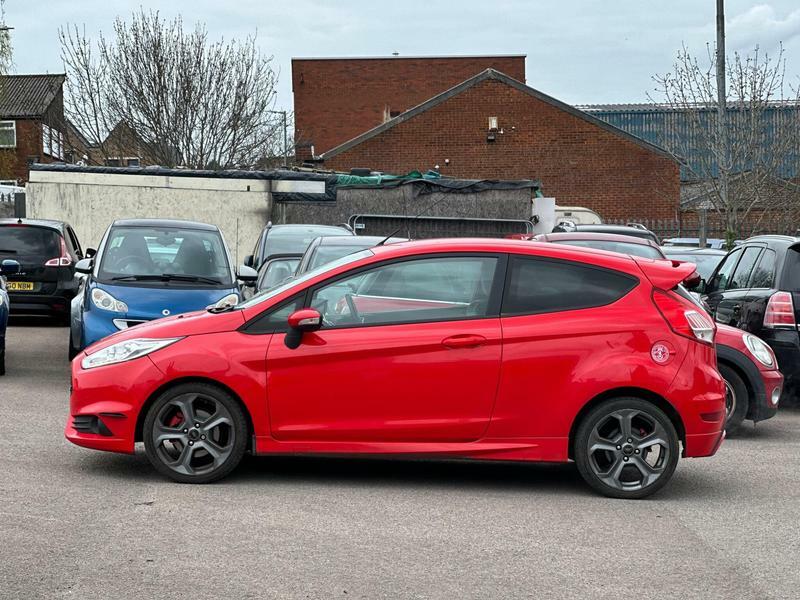 Ford Fiesta 1.25 82 Zetec Navigation, Sync Bluetooth White #31