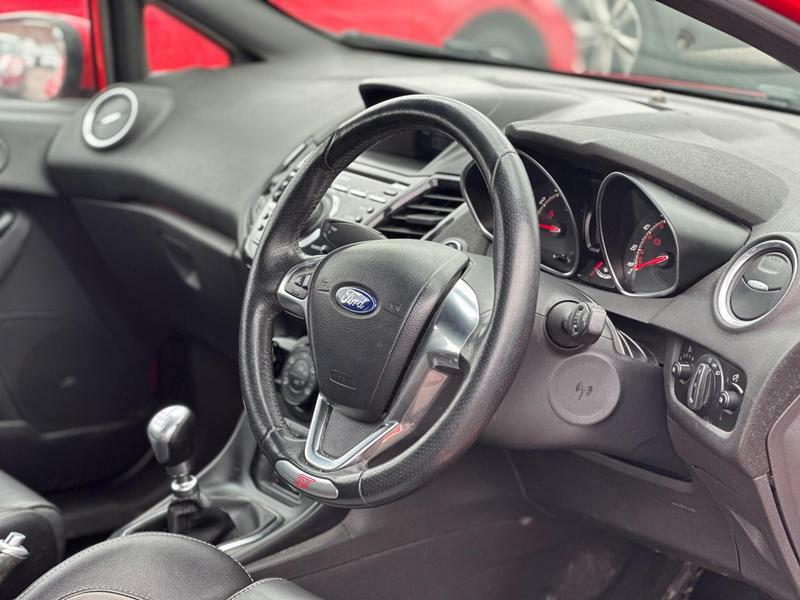 Ford Fiesta 1.25 82 Zetec Navigation, Sync Bluetooth White #26