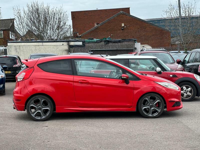 Ford Fiesta 1.25 82 Zetec Navigation, Sync Bluetooth White #7