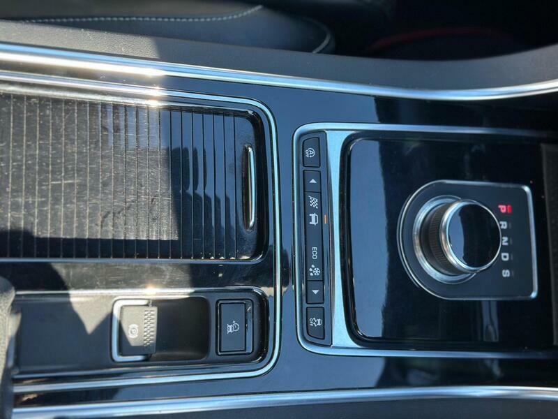 Jaguar XF D R-sport Blue #24