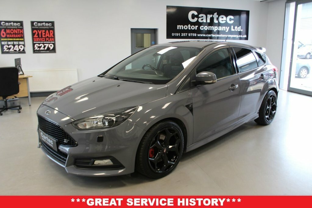 Ford Focus 2L St-3 Grey