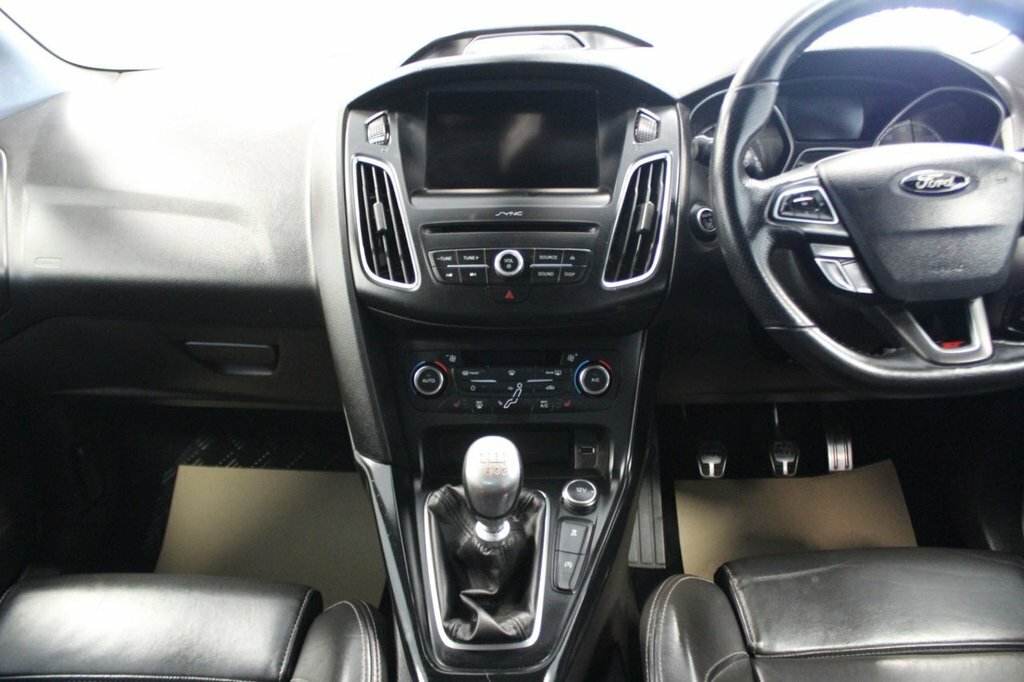 Ford Focus 1.5 Tdci 120 Titanium  #34