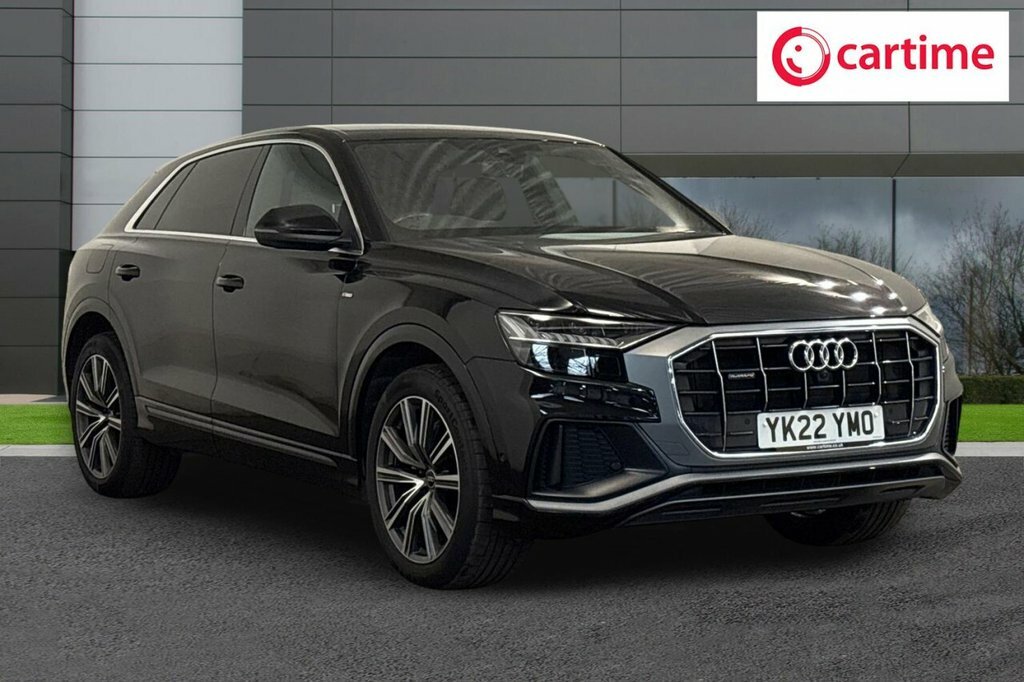 Audi Q8 3L S Line Black