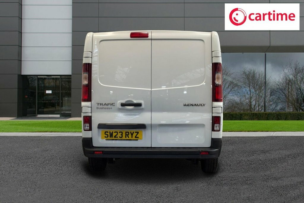 Renault Trafic 2L Business SW23RYZ White #5