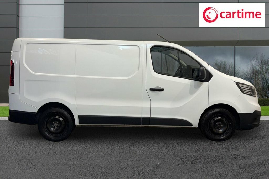 Renault Trafic 2L Business YC73UNS White #2