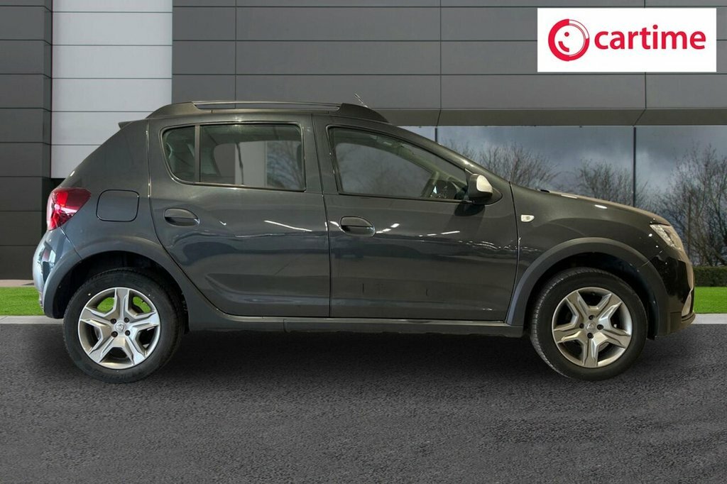 Dacia Sandero Stepway Hatchback Grey #2
